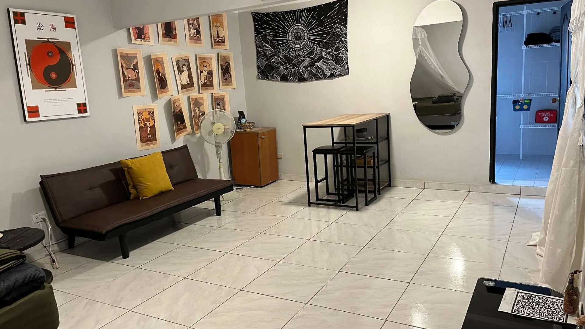 Nice Place ميديلين